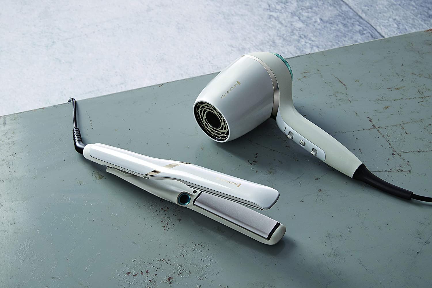 remington-hydraluxe-pro-ec9001-haartrockner-ionen-digital-motor-2400-w-160-km-h- image 8