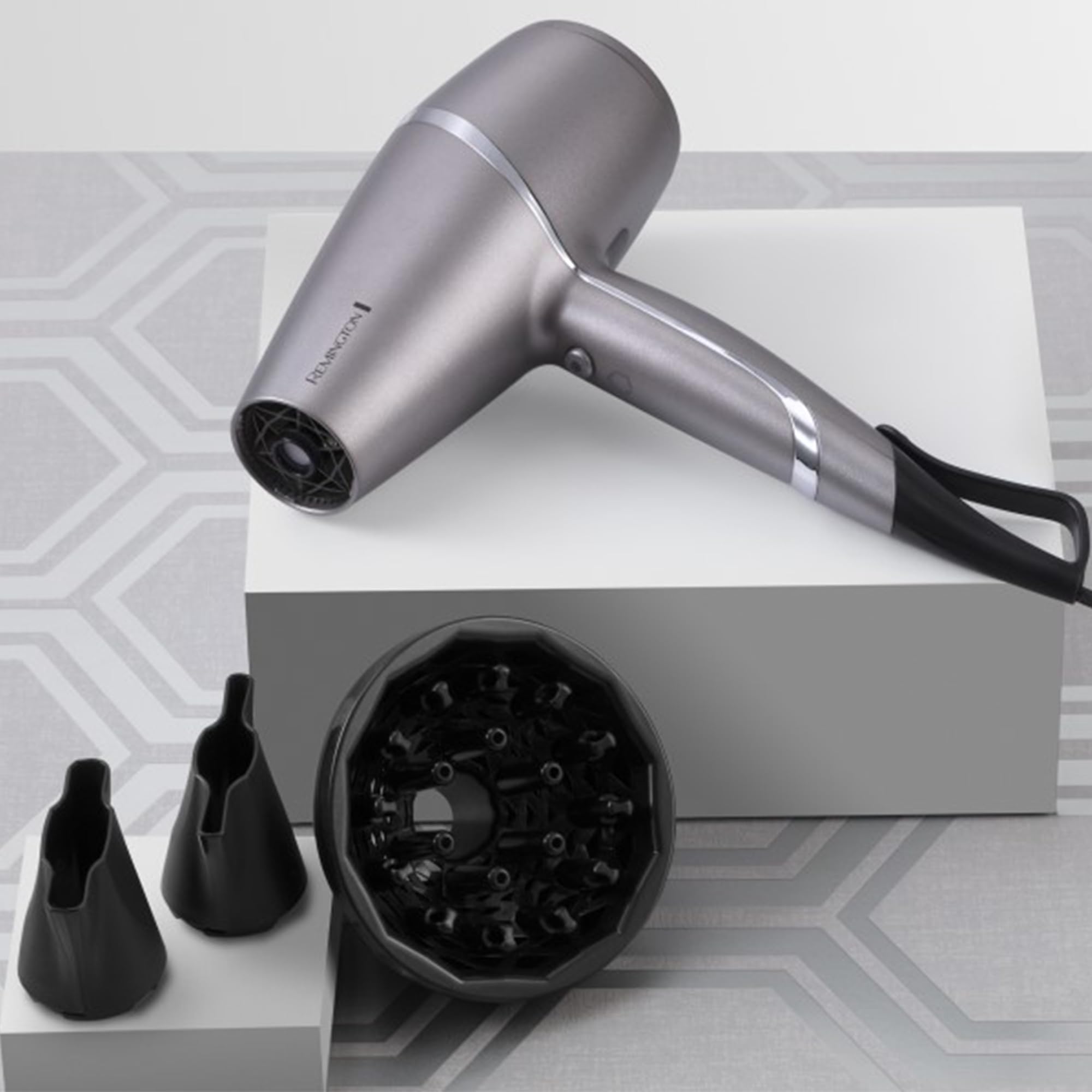 remington-ac9800-proluxe-you-haartrockner-mit-styleadapt-technologie-2400-w-diam image 2
